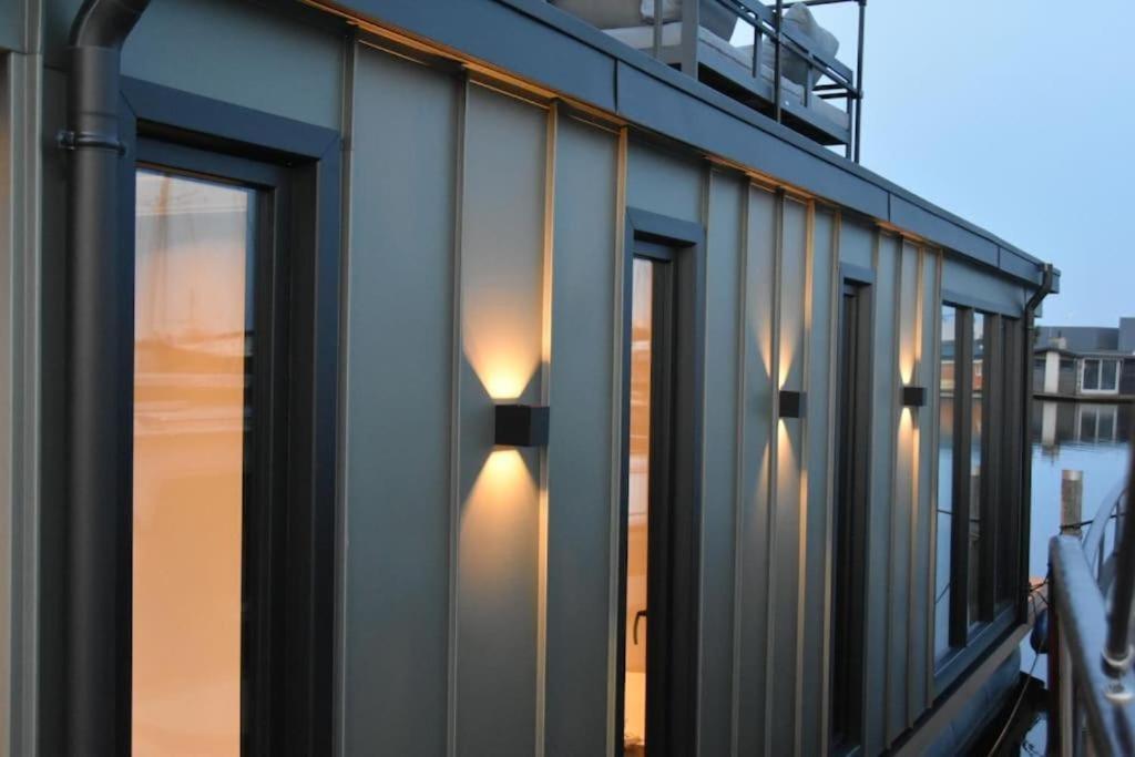 Botel Moderne Houseboat Op Het Water! Assendelft